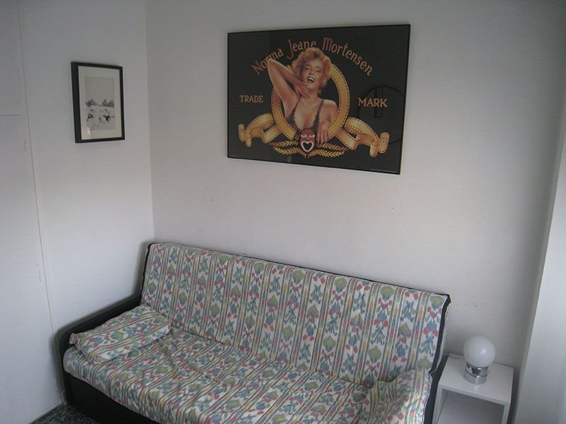 Habitación 4: 1 Sofá Cama (1 o 2 Plazas)